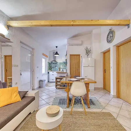 Malo Fali Holiday home *